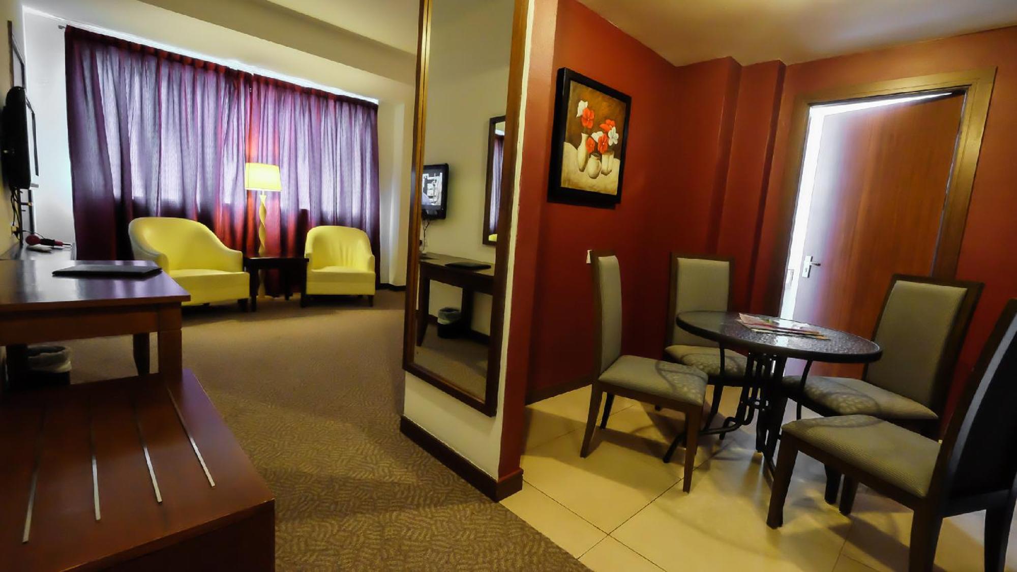 Times Hotel Brunei Bandar Seri Begawan Phòng bức ảnh